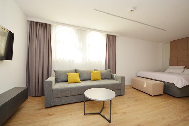 Miss Saray Apartment Sarajevo Ngoại thất bức ảnh