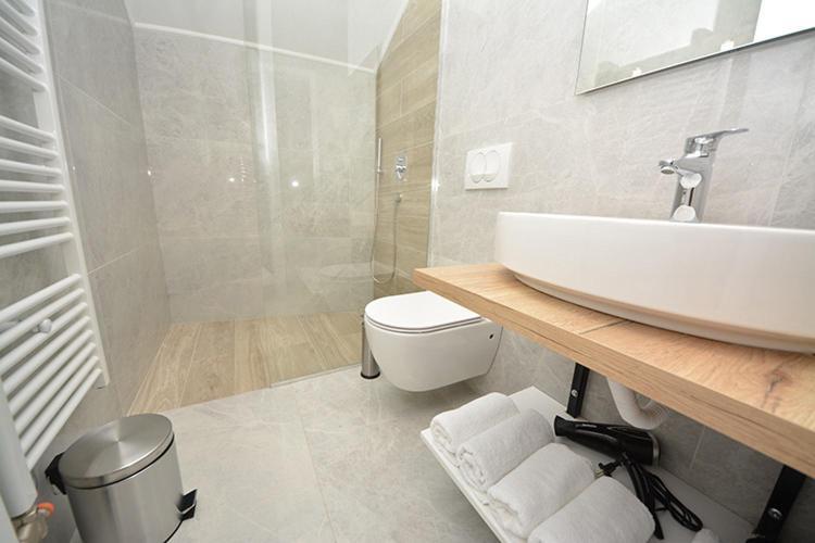 Miss Saray Apartment Sarajevo Ngoại thất bức ảnh